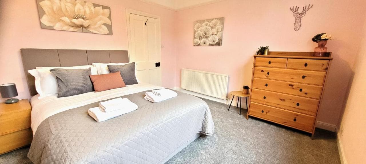 Hartoft St - 2 bed near river, York, Yorkshire