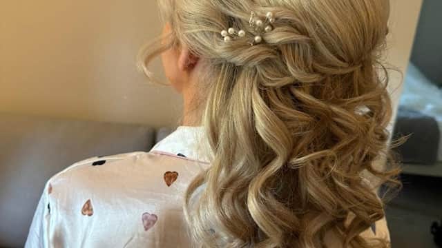Kimmie couture - Hair Salons in wibsey