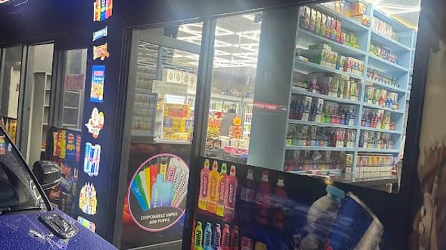 Mr Blue - Corner Shops in headingley