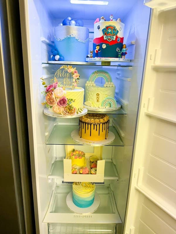 Aryana Cakery