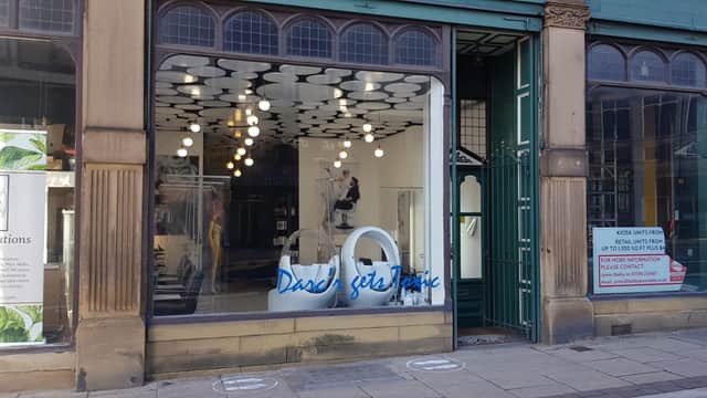 Darcβr Gets Toxic - Hair Salons in rotherham