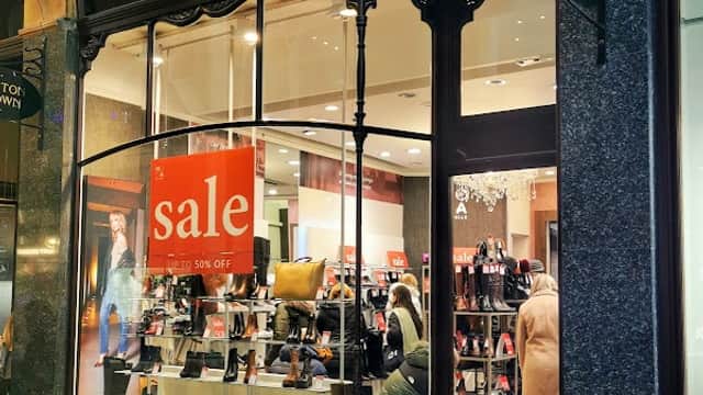 Moda in Pelle - Shoe Shops in leeds