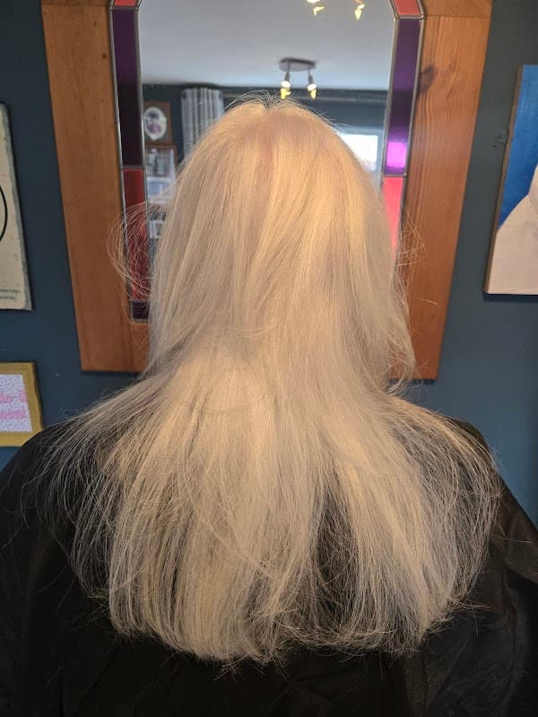 Lis Hyam Hairdressing