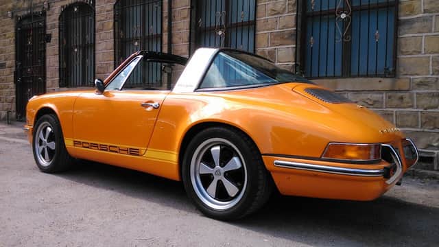 carl morton vehicle refinishing - Garages in cleckheaton