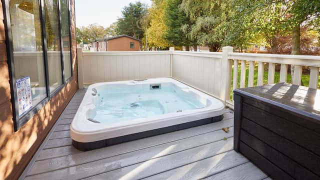 Happy Days Lodge with Hot Tub, York, Yorkshire