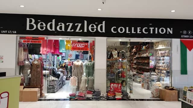 Chacha's Plaza - Shopping Centres in bradford