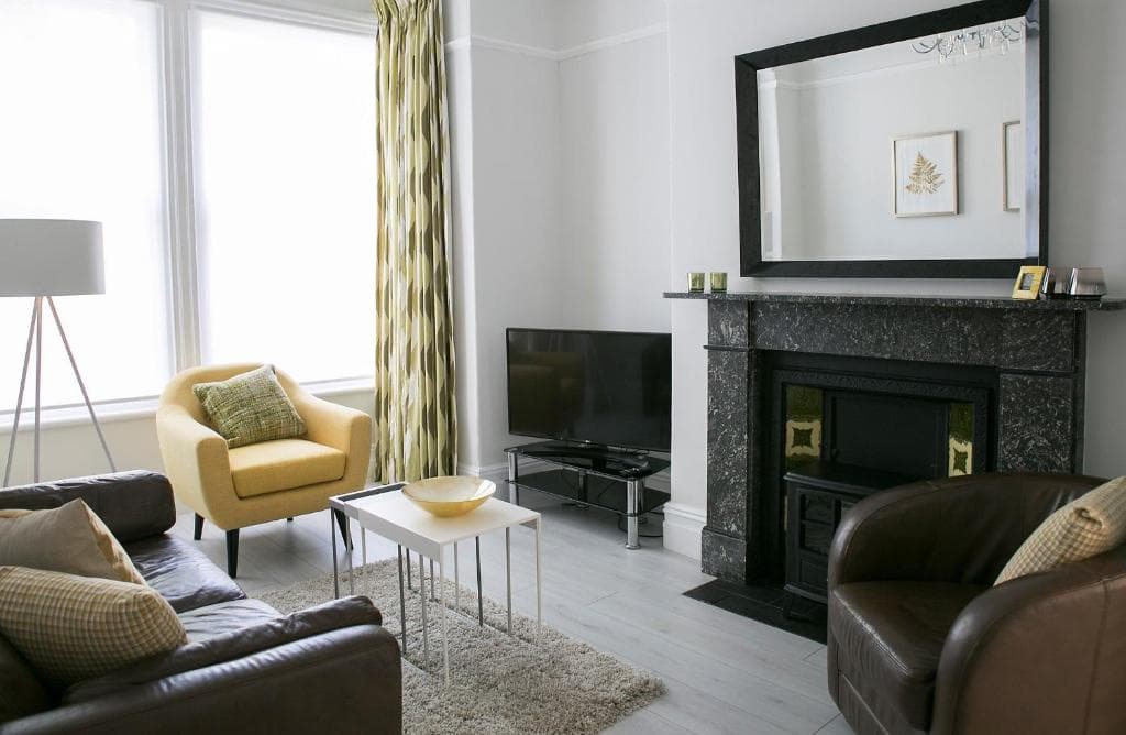 Glebe Apartment 1