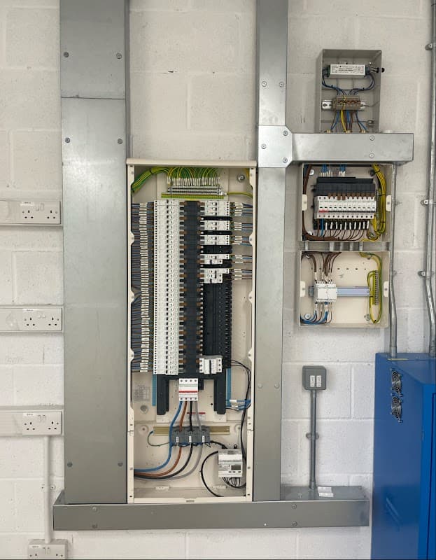 G Hinch Electrical Ltd