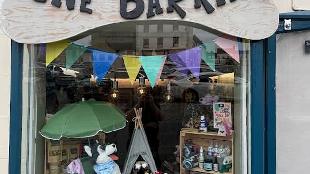 Gone Barking - Pet Shops in richmond