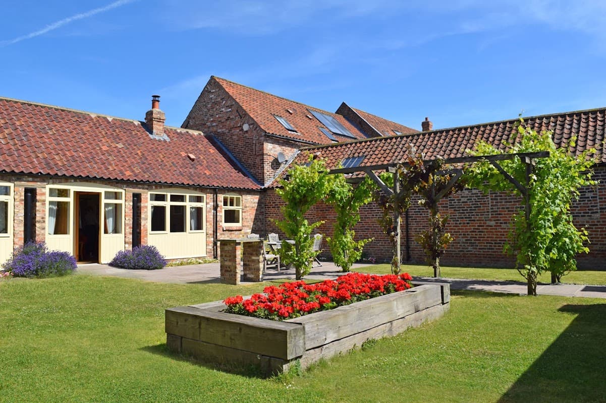 Broadgate Farm Cottages