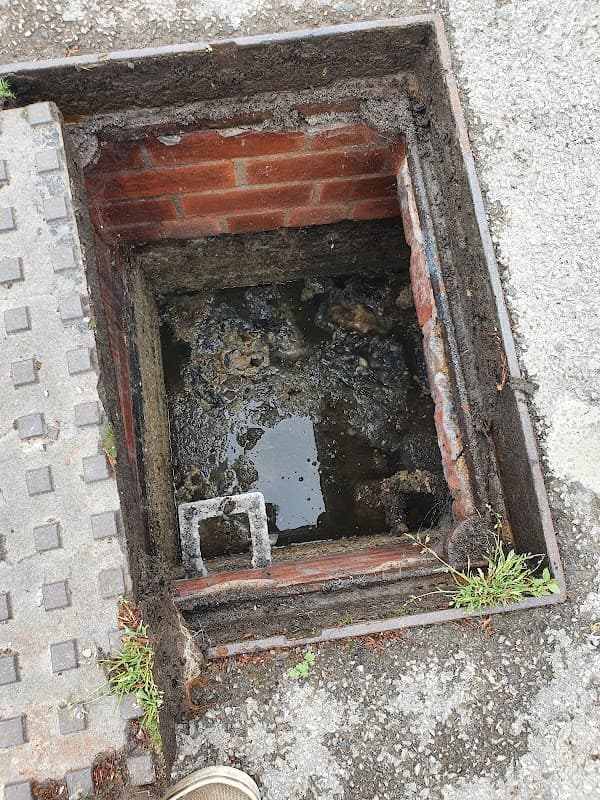 Jetaway Drainage Solutions - Blocked Drains wakefield pontefract