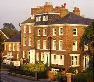 Newington Hotel