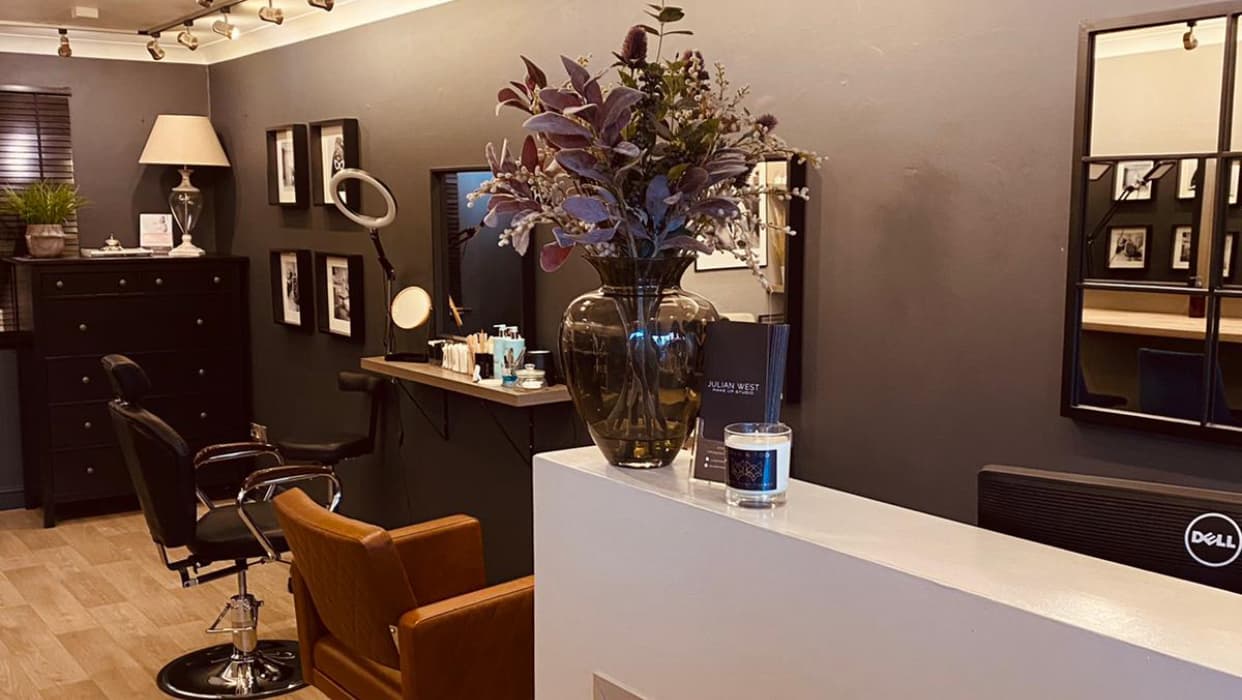 Julian West Studio