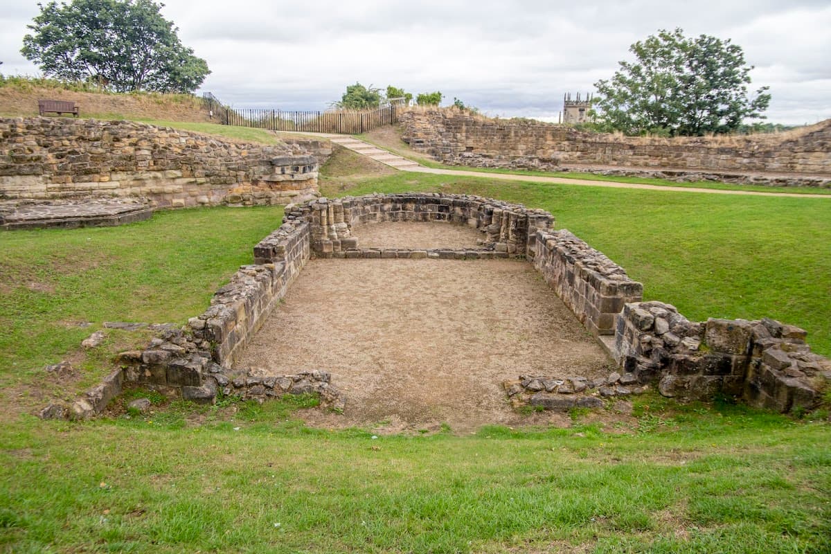 St Clements Chapel (Remains)