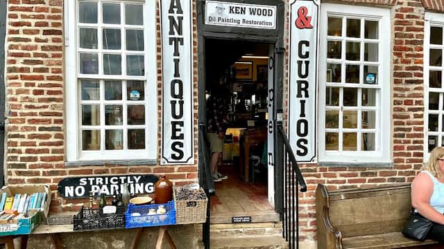 Kens Antiques & Curios - Antique Shops in scarborough