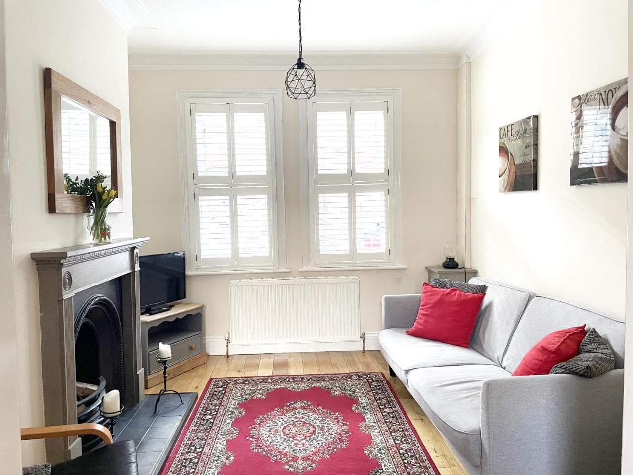 Riverside Lodge - Quaint Victorian Home By The River, York, Yorkshire
