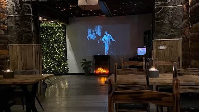 Food & drink at 7 Grills Lounge in nether edge