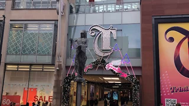 Mango - Clothes Shops in leeds