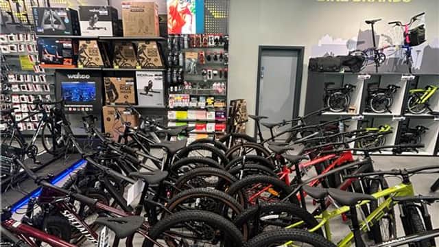 Evans Cycles - Bike Shops in carbrook