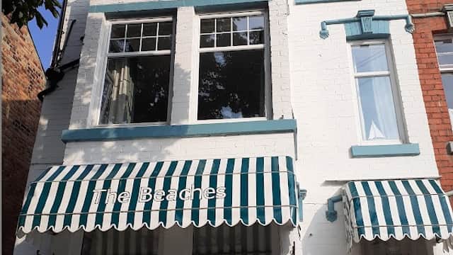 The Beaches Guest Accommodation - Guest House in scarborough
