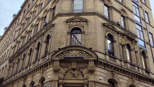 Devere House - Historic Site in bradford