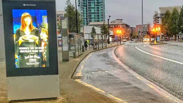 Moor Market (Stop MF1) - Bus Stations in neepsend