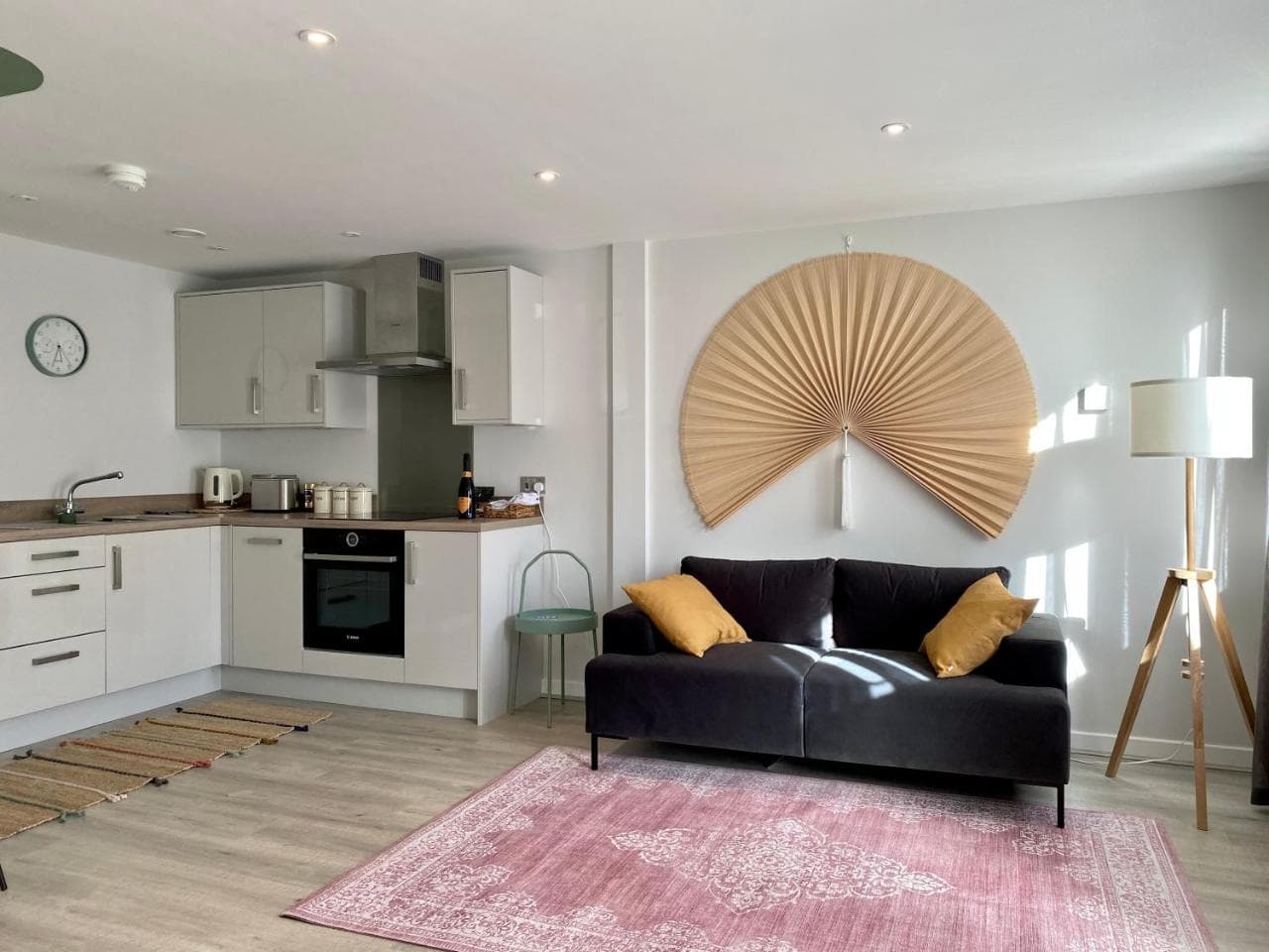 Modern apartment in central quiet York with free Parking - Contemporary new building, York, Yorkshire