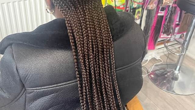 Maria Hair & Beauty Specialist - Hair Salons in knowsthorpe