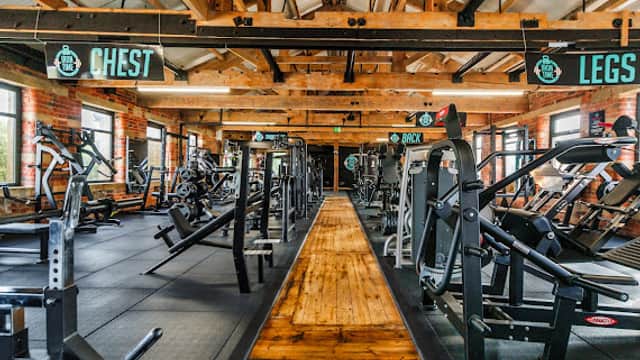 Iron Time Gym - Gyms in cross roads