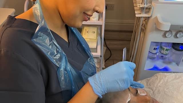 Opalescent clinic - Beauty Salons in woodhouse