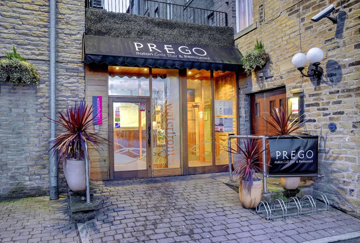 Waterfront Lodge Hotel & Prego Restaurant