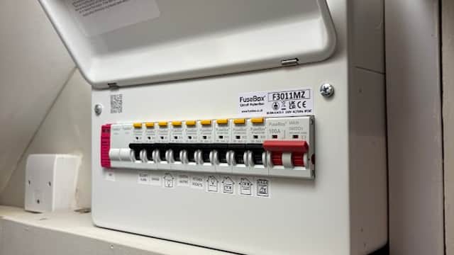 Barratt Electrical Services - Electricians in heworth