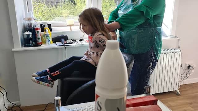 Salon 153 - Hair Salons in holme valley