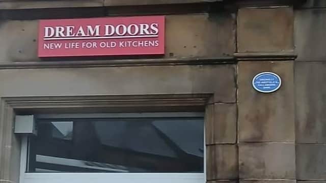 Sheffield & Hallamshire Bank Blue Plaque (Woodseats History Trail) - Historic Site in heeley
