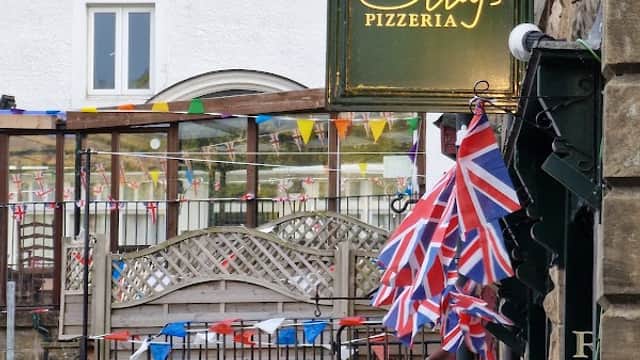 Dining at Olley's Pizzeria in pateley bridge