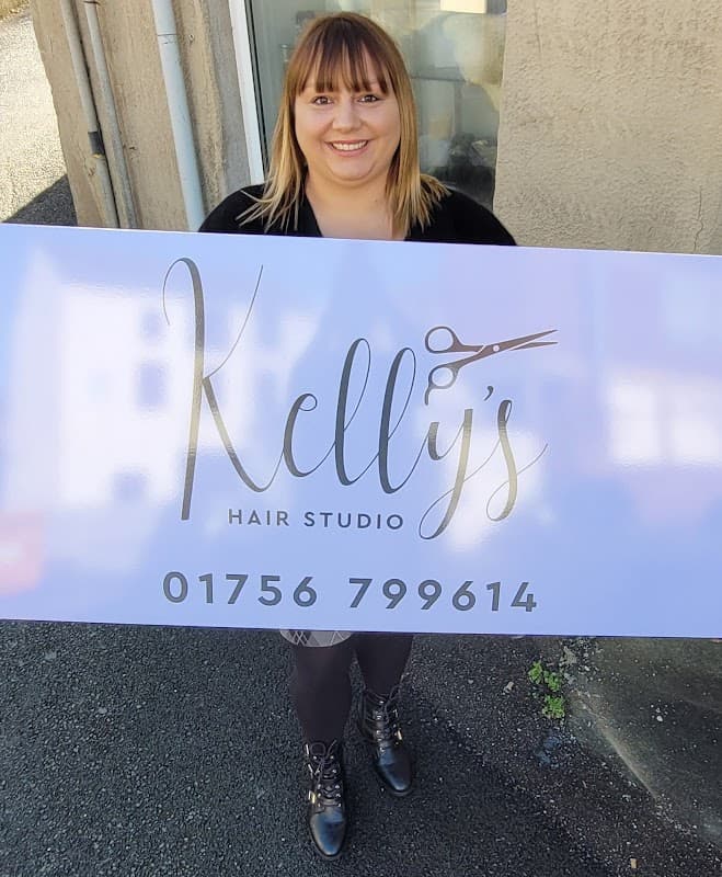 Kelly's Hair Studio