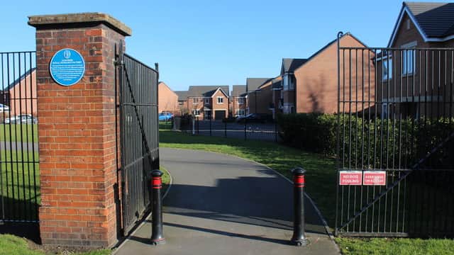 Former barnbow Royal Ordnance factory entrance blue plaque - Historic Site in killingbeck