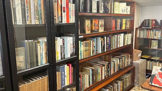 Deep Neutral Books - Bookshops in stockton on the forest