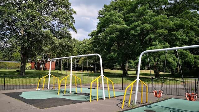 East End Park Playground - Playgrounds in leeds