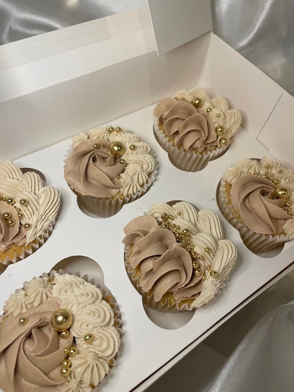 Sophie Sells Cakes