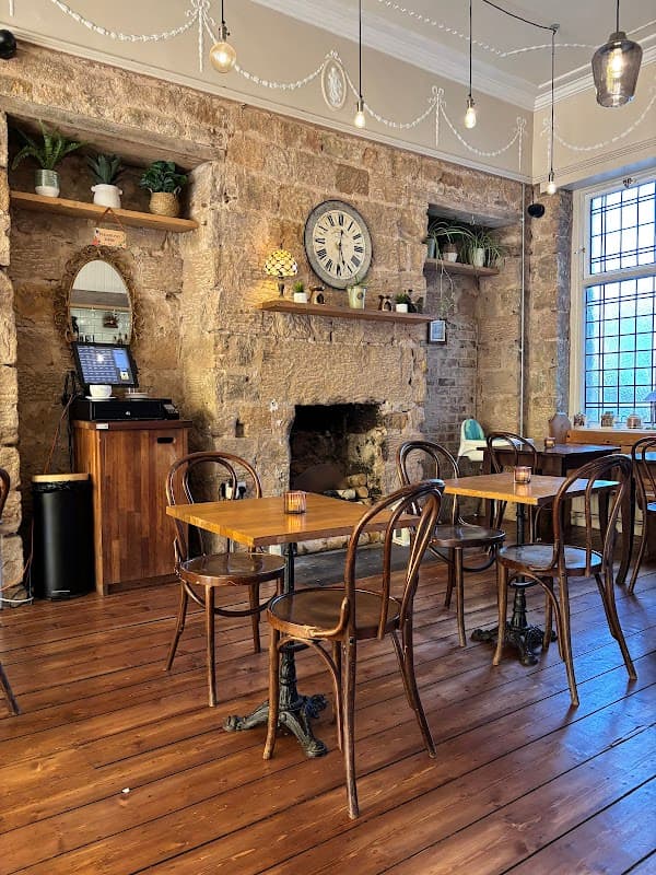Yellow Chair Coffee House & Pizzeria