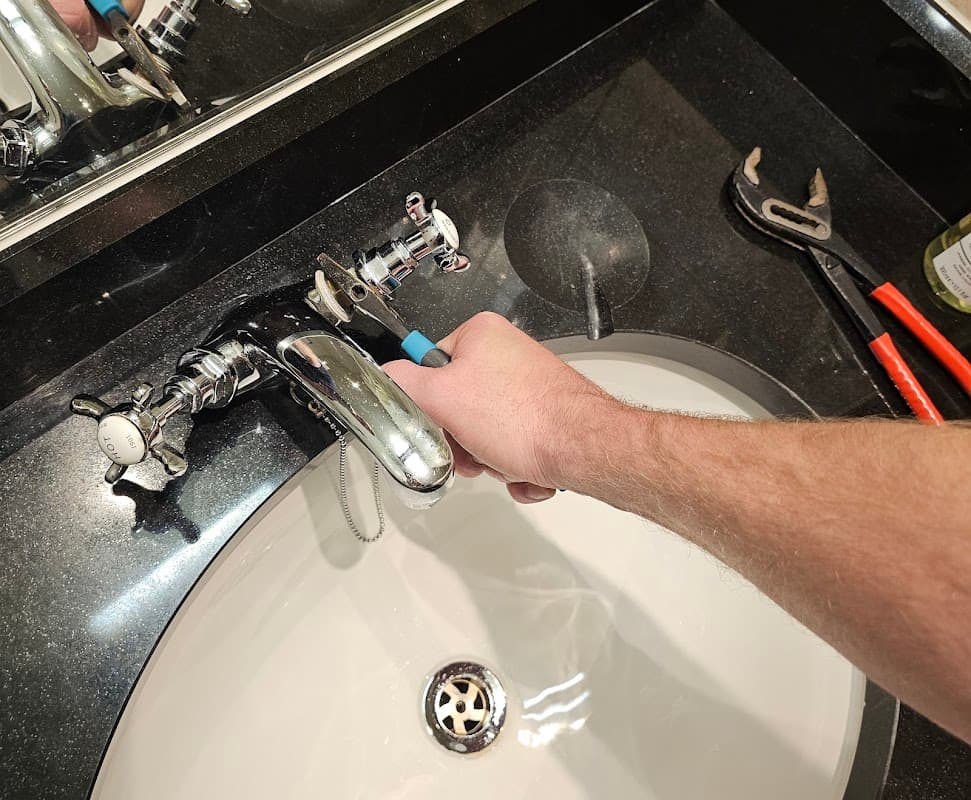 J.Simon Emergency Plumber - North Leeds