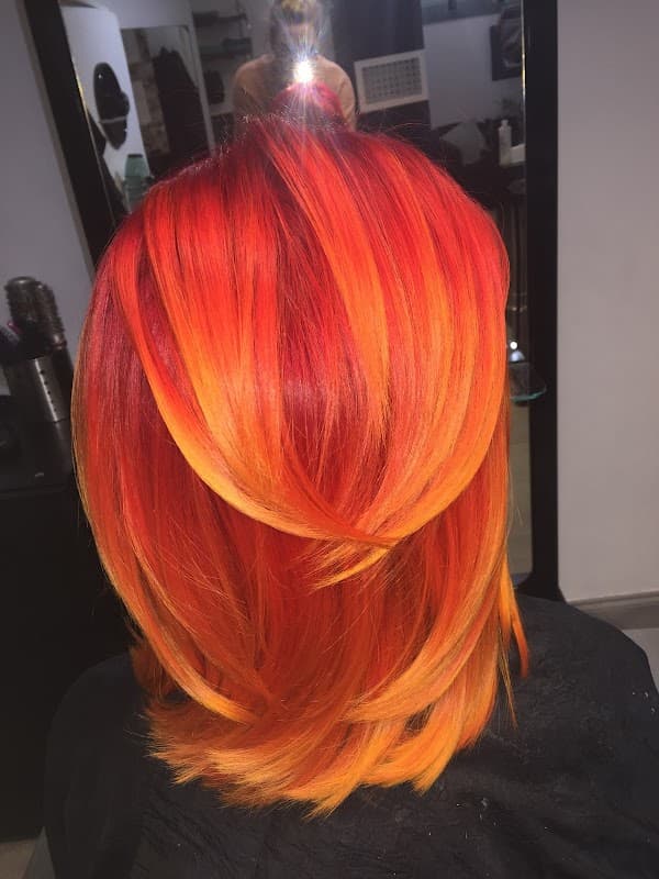 Juniper Hair Specialist