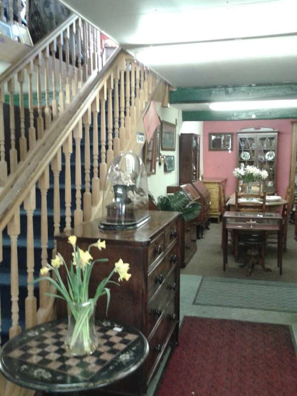 Mount Pleasant Antiques Centre