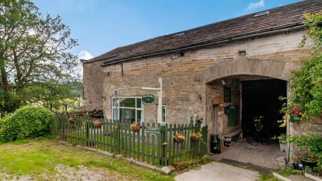 Accommodation at Moldy Warp Barn in keighley