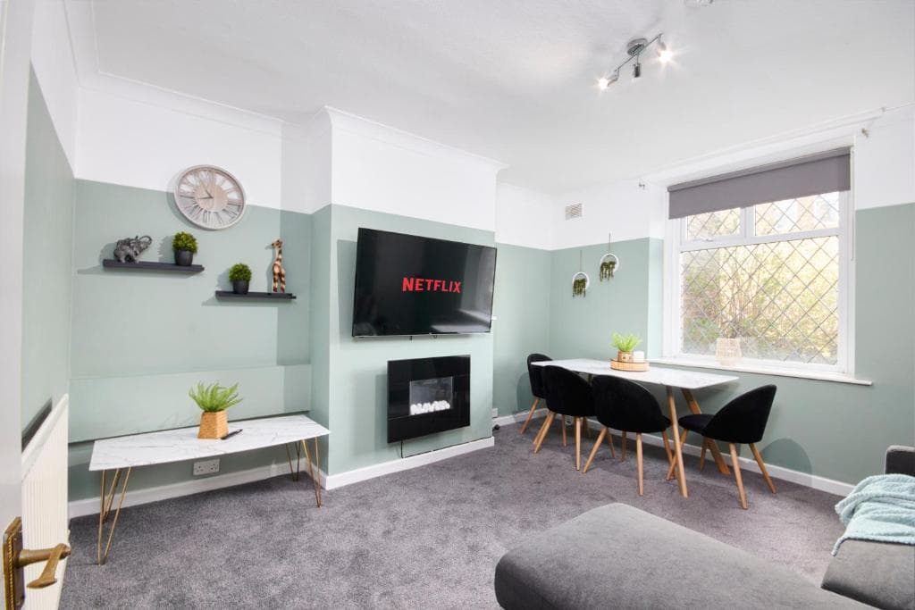 Ideal Apartment - Sleeps 6 - Netflix