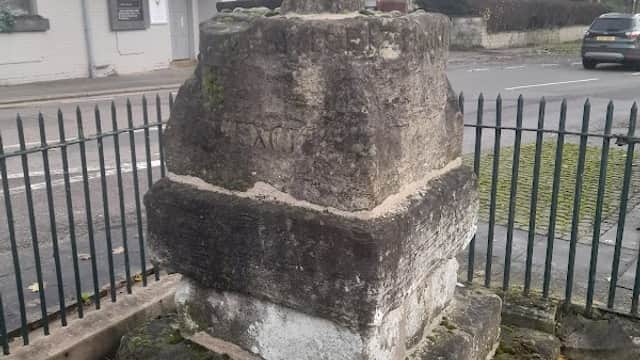Norman Cross - Monuments in maltby