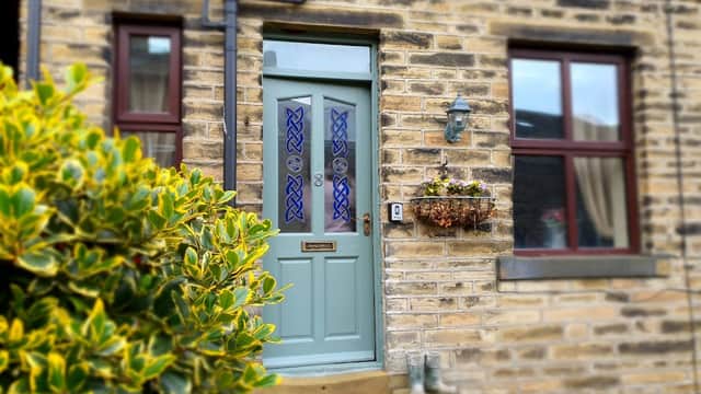 Accommodation at Bronte Railway Cottage At Haworth-Book Direct And Save Upto 20% in cross roads