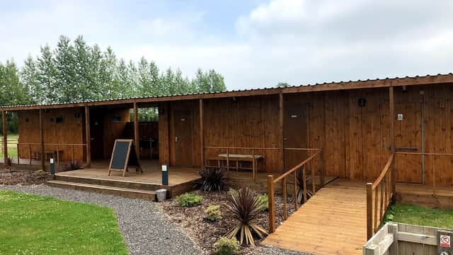 The Oaks Lakes Caravan Park - Campsite in sessay