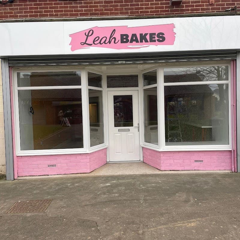 Leah bakes
